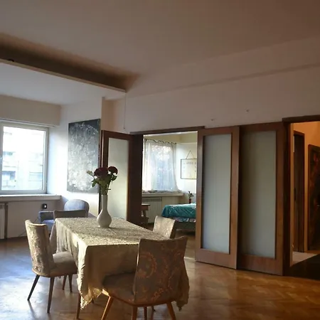 Bourgeois Apartment